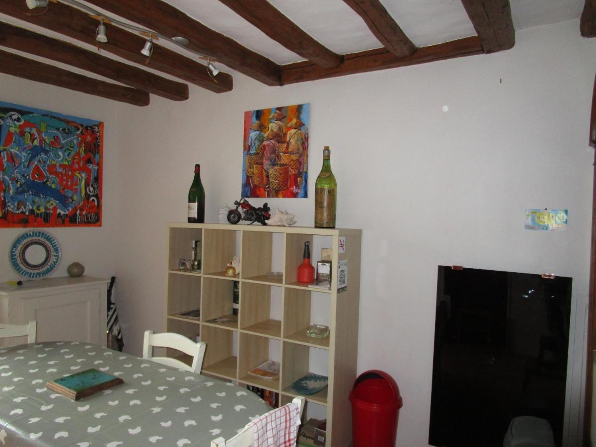 Gite Le Bourgneuf Fresnay-sur-Sarthe Exterior foto