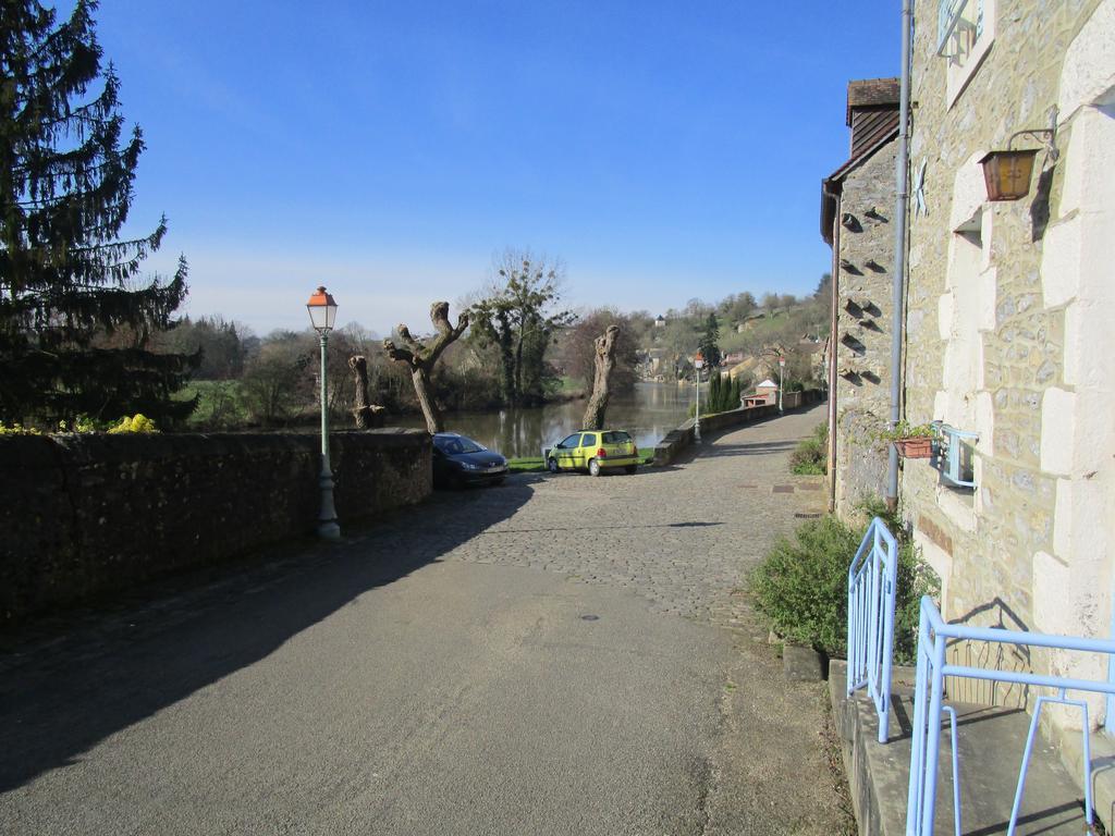 Gite Le Bourgneuf Fresnay-sur-Sarthe Exterior foto