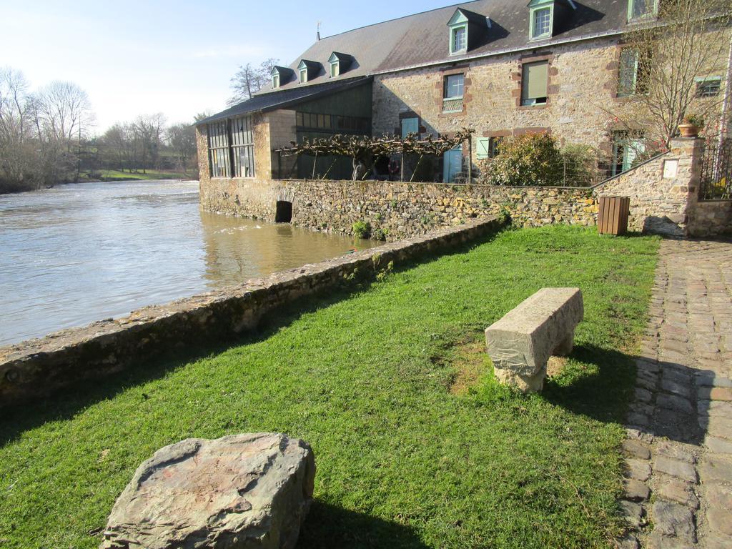 Gite Le Bourgneuf Fresnay-sur-Sarthe Exterior foto