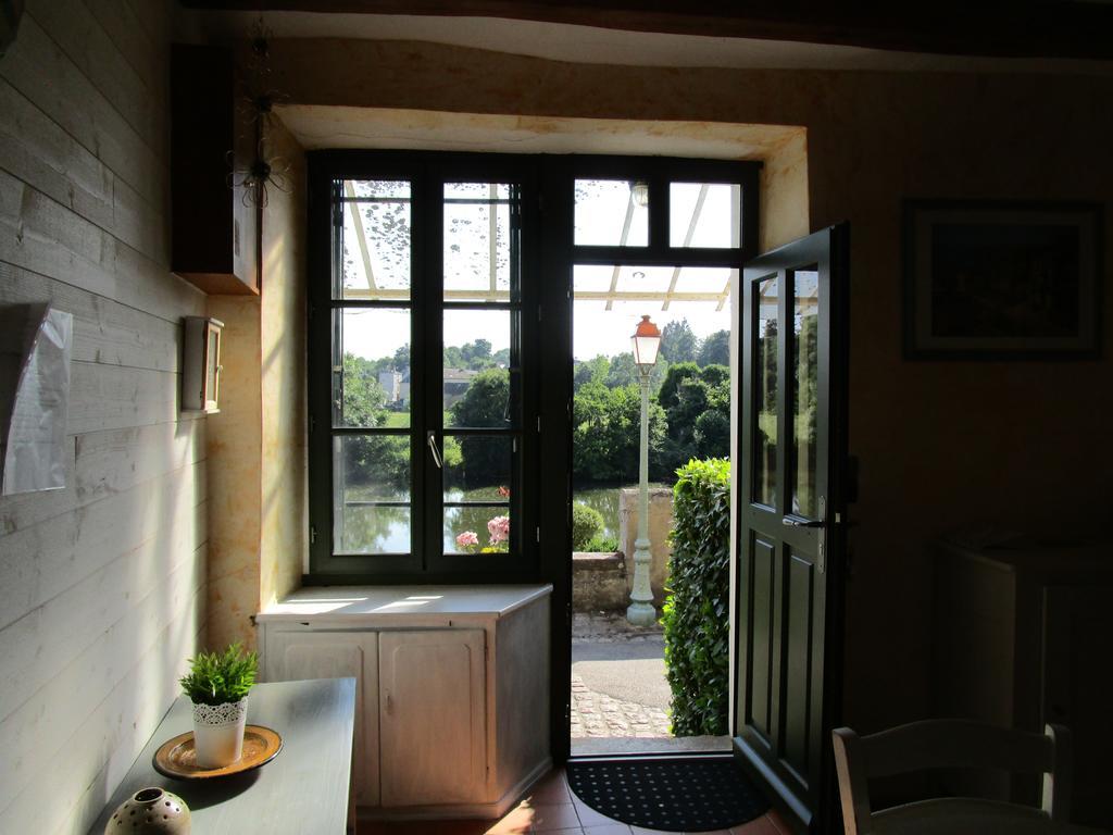 Gite Le Bourgneuf Fresnay-sur-Sarthe Exterior foto