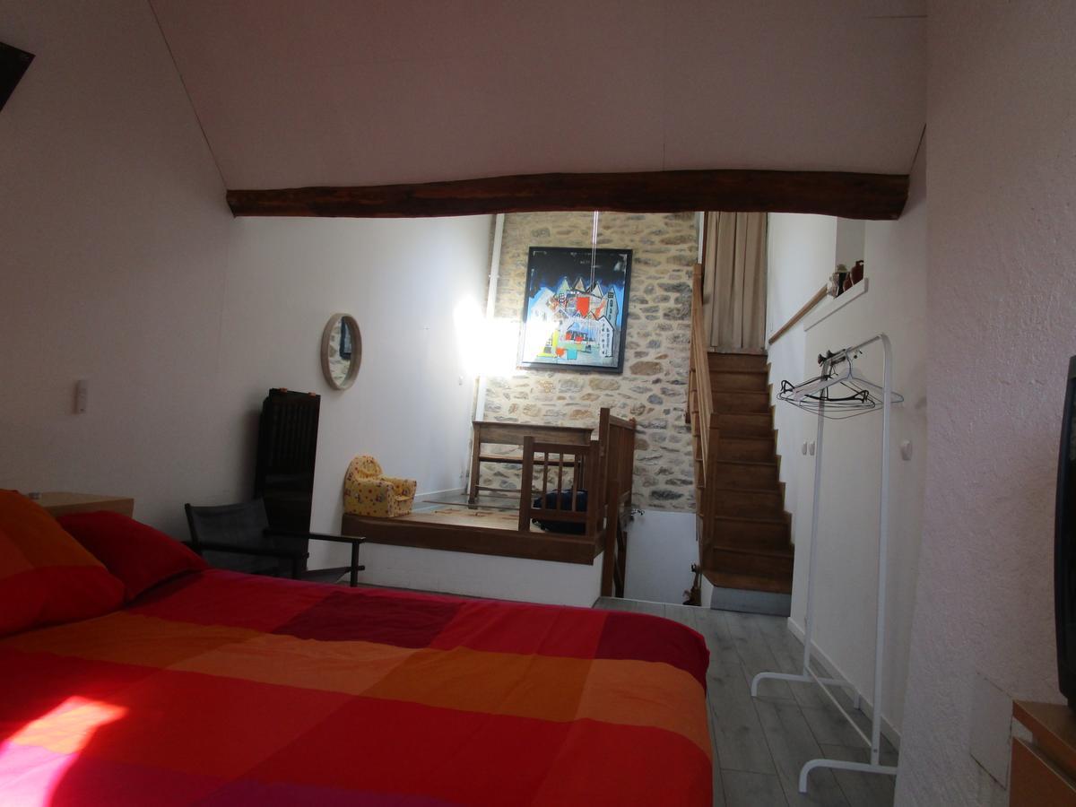 Gite Le Bourgneuf Fresnay-sur-Sarthe Exterior foto